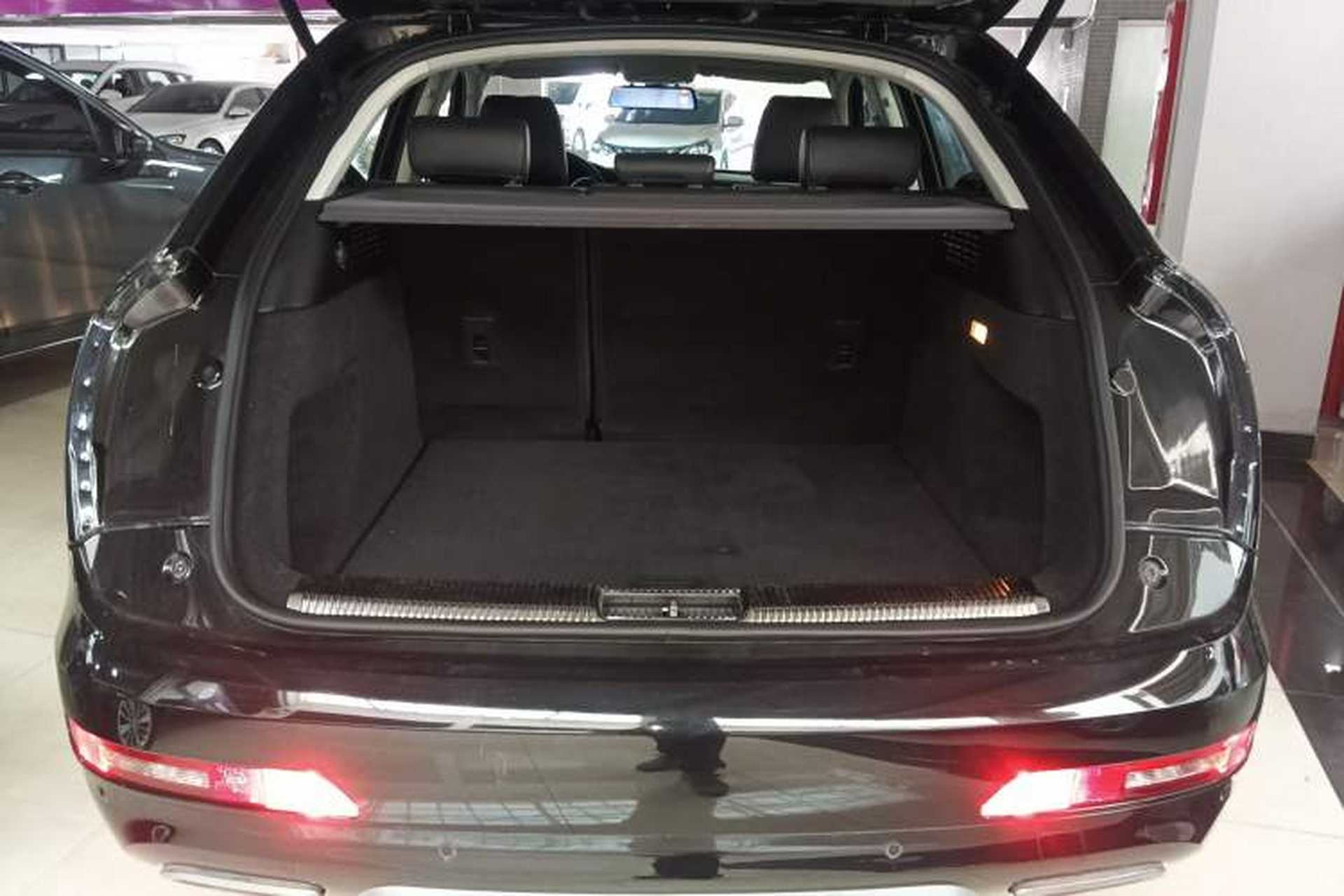 Used Zotye SR7 2016 1.5T CVT Cube Heart Edition China V Standard Trunk