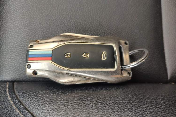 Used Zotye SR7 2016 1.5T Manual Cube Heart Edition China V Standard Vehicle Key