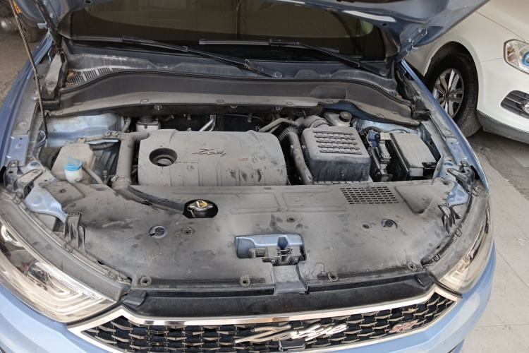 Used Zotye SR7 2016 1.5T CVT Cube Heart Edition China V Standard Engine Bay