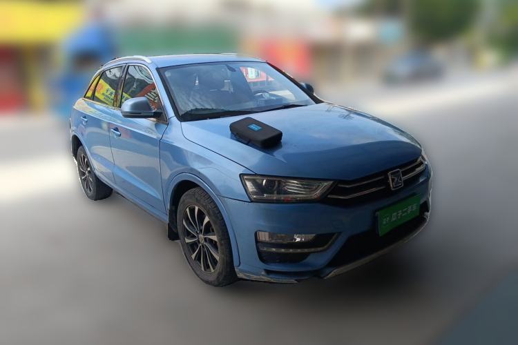 Used Zotye SR7 2016 1.5T CVT Cube Road Edition China V Standard Front Right 45 Deg