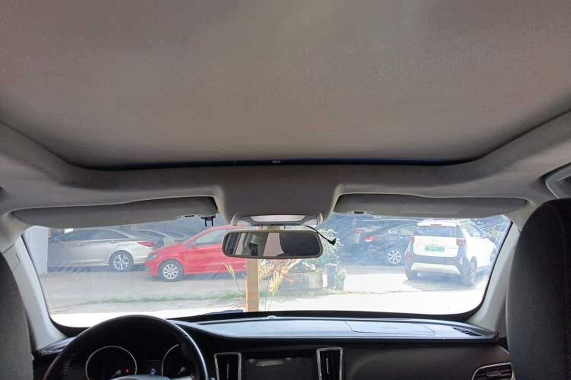 Used Zotye SR7 2016 1.5T CVT Cube Heart Edition China V Standard Headliner
