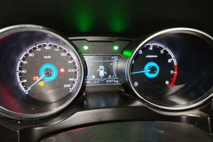 Used Zotye SR7 2016 1.5T CVT Cube Heart Edition China V Standard Instrument Cluster