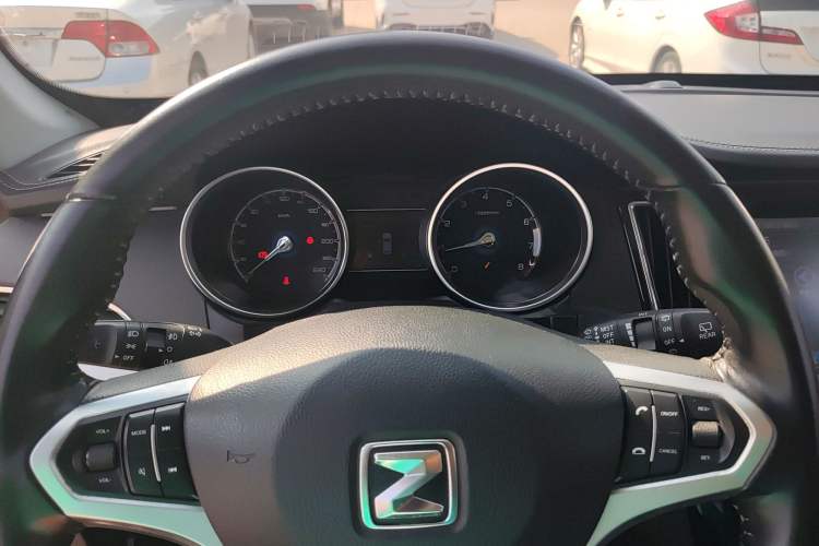Used Zotye SR7 2016 1.5T CVT Cube Heart Edition China V Standard Instrument Cluster