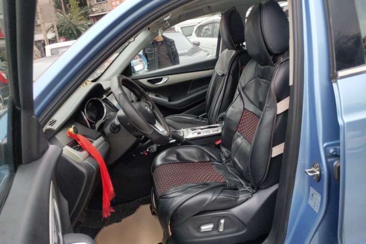 Used Zotye SR7 2016 1.5T CVT Cube Heart Edition China V Standard Left Front Seat