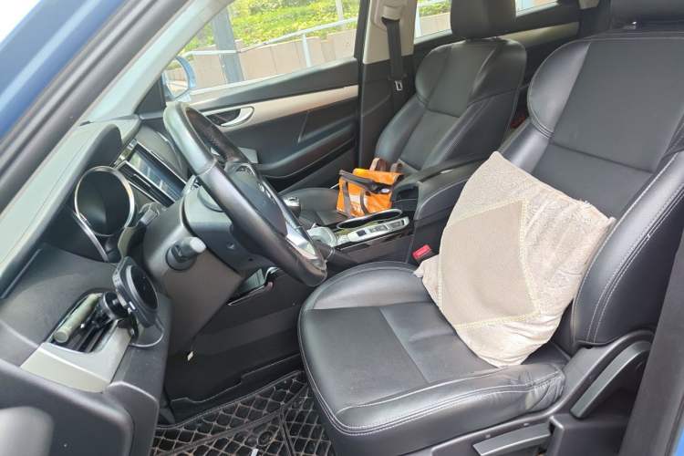 Used Zotye SR7 2016 1.5T Manual Cube Road Edition China V Standard Left Front Seat