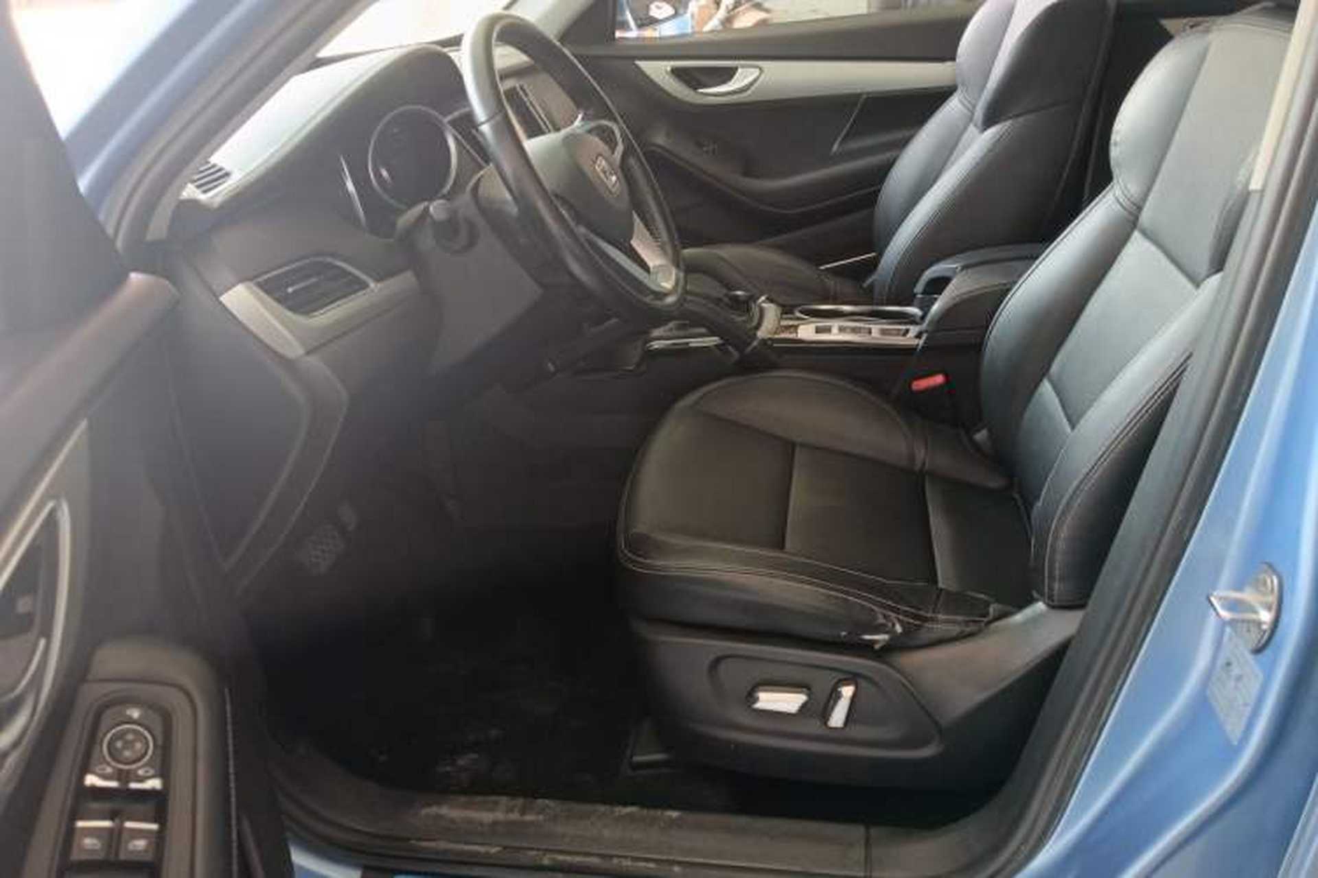 Used Zotye SR7 2016 1.5T CVT Cube Heart Edition China V Standard Left Front Seat