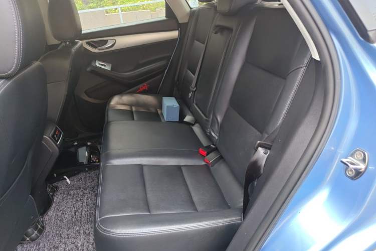 Used Zotye SR7 2016 1.5T Manual Cube Road Edition China V Standard Left Rear Seat