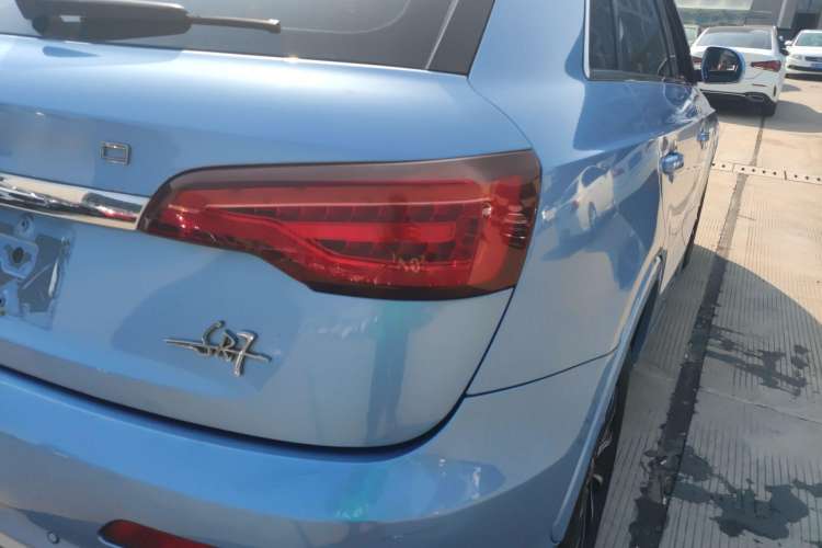 Used Zotye SR7 2016 1.5T CVT Cube Heart Edition China V Standard Right Rear Taillight