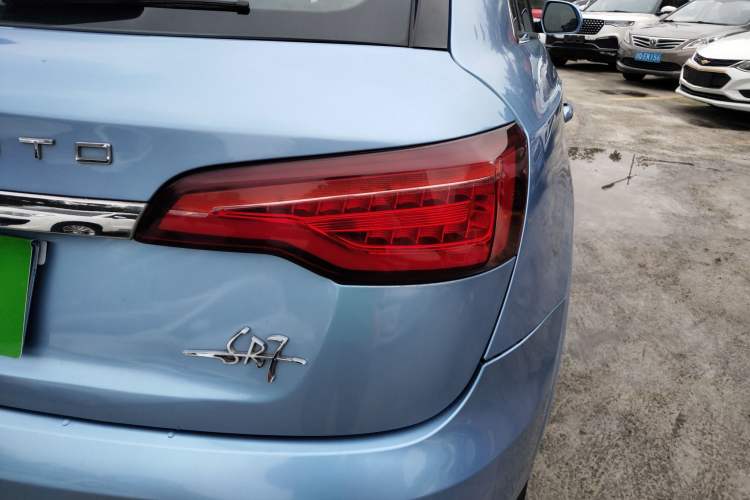 Used Zotye SR7 2016 1.5T CVT Cube Heart Edition China V Standard Right Rear Taillight