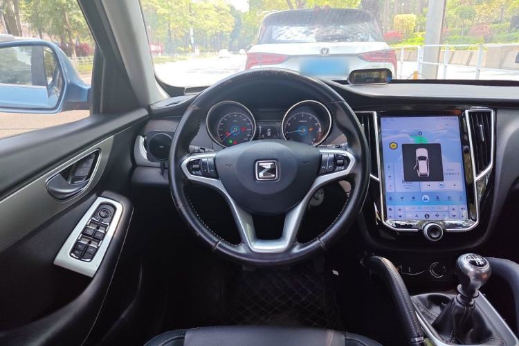 Used Zotye SR7 2016 1.5T Manual Cube Road Edition China V Standard Steering Wheel