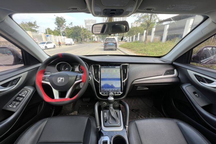 Used Zotye SR7 2016 1.5T CVT Cube Heart Edition China V Standard Interior 1