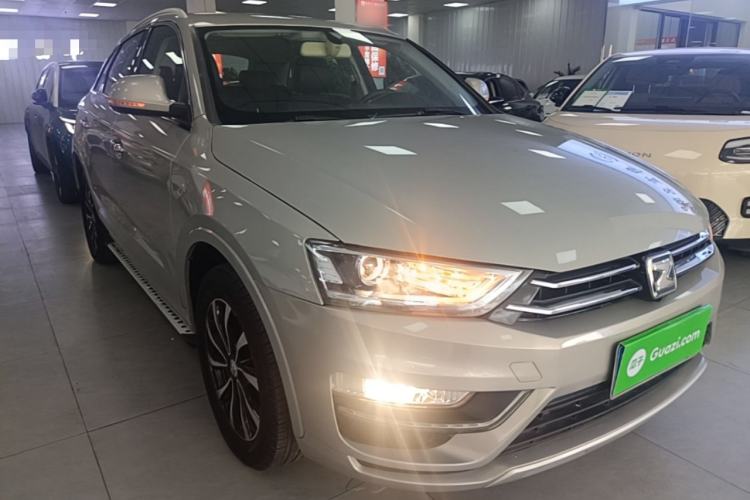Used Zotye SR7 2016 1.5T Manual Cube Road Edition China IV Standard Front Right 45 Deg