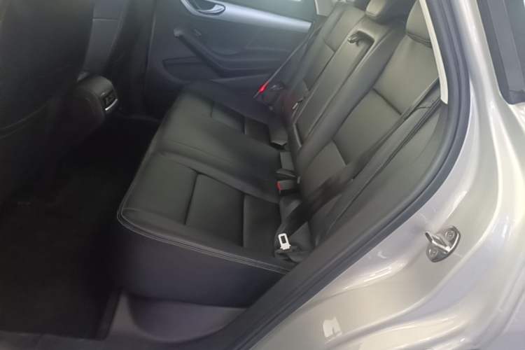 Used Zotye SR7 2016 1.5T Manual Cube Road Edition China IV Standard Left Rear Seat