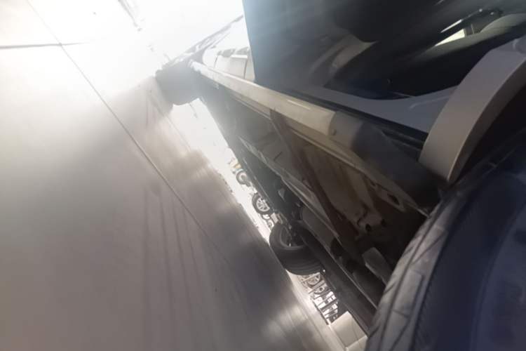 Used Zotye SR7 2016 1.5T Manual Cube Road Edition China IV Standard Left Side Sill