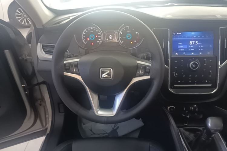 Used Zotye SR7 2016 1.5T Manual Cube Road Edition China IV Standard Steering Wheel