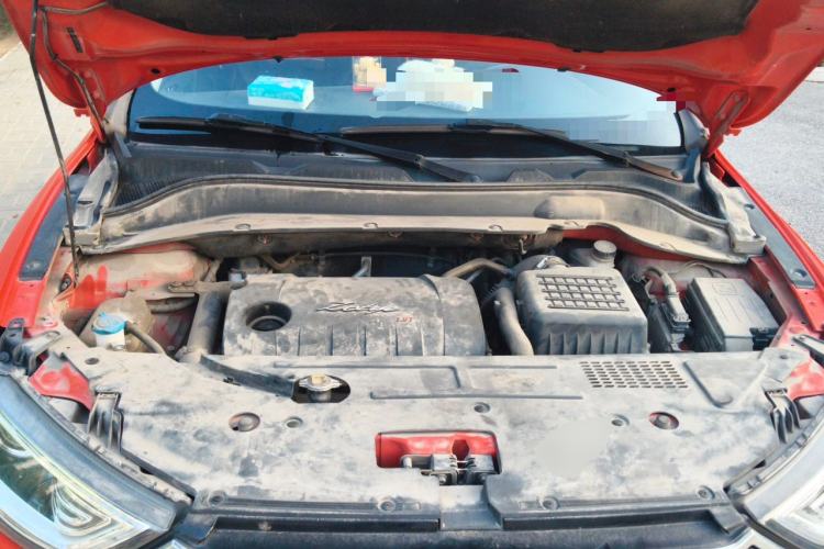 Used Zotye SR7 2016 1.5T CVT Cube Heart Edition China IV Standard Engine Bay