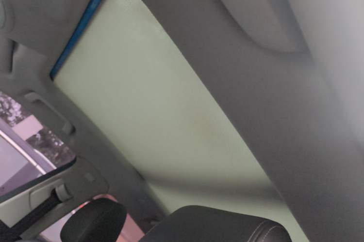 Used Zotye SR7 2016 1.5T CVT Cube Heart Edition China V Standard Headliner