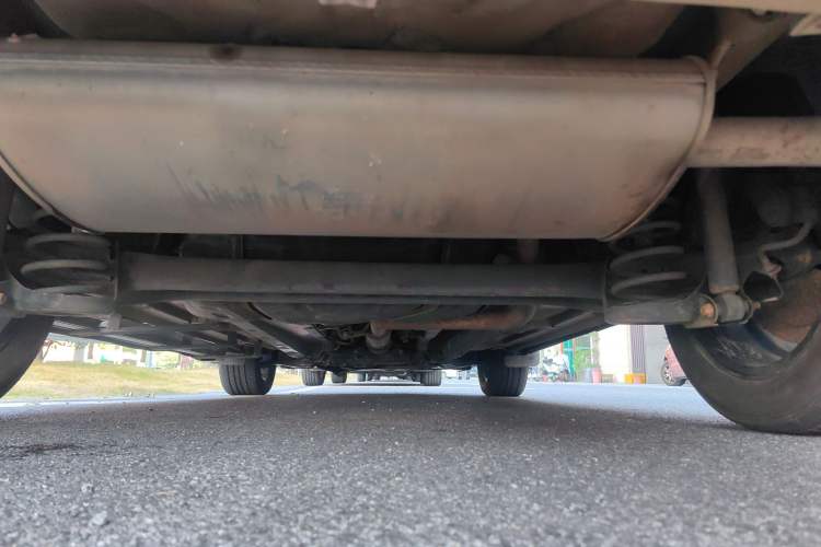 Used Zotye SR7 2016 1.5T Manual Cube Heart Edition China IV Standard Chassis Rear
