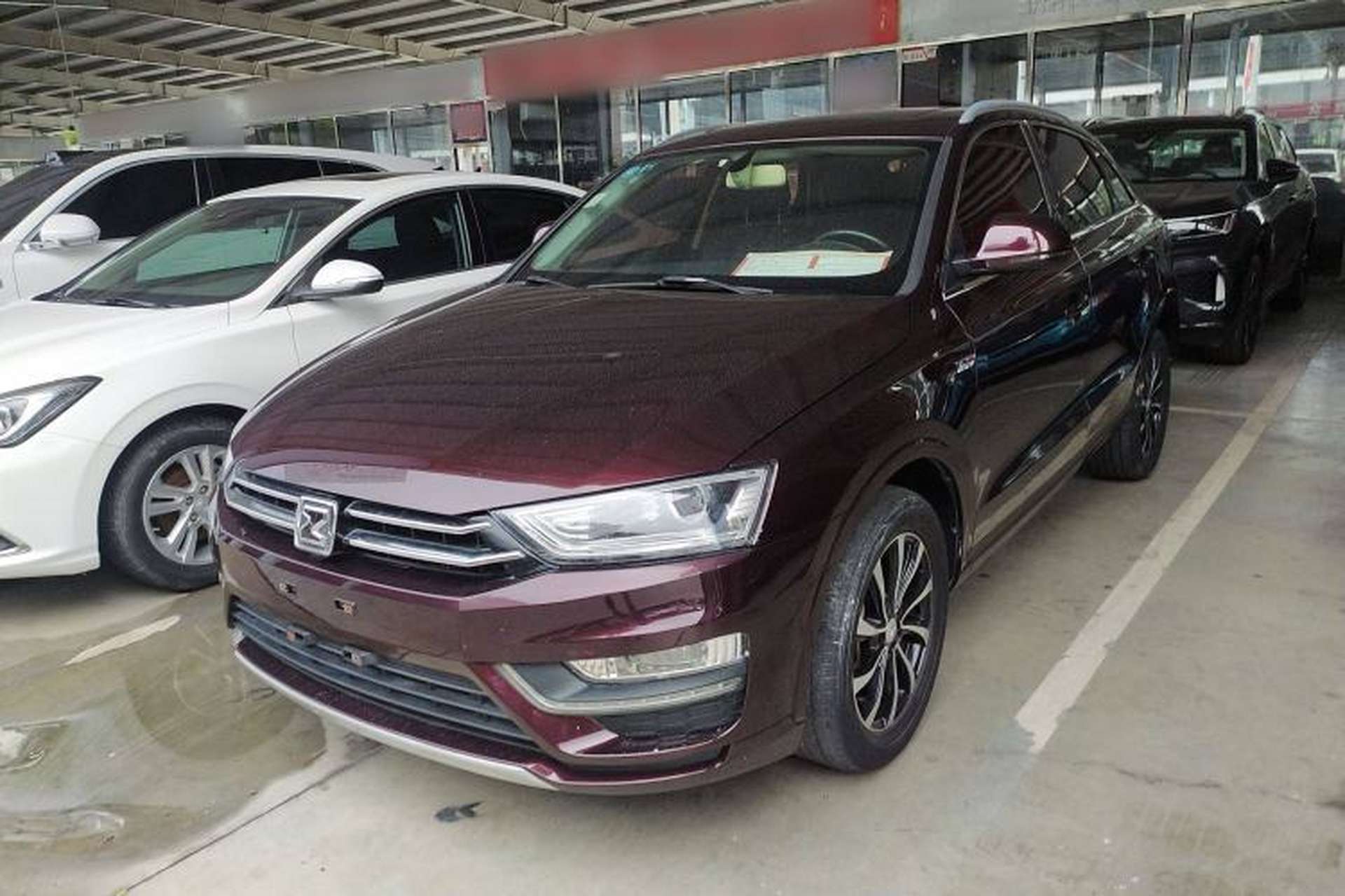 Used Zotye SR7 2016 1.5T Manual Cube Dream Edition China V Standard Front Left 45 Deg