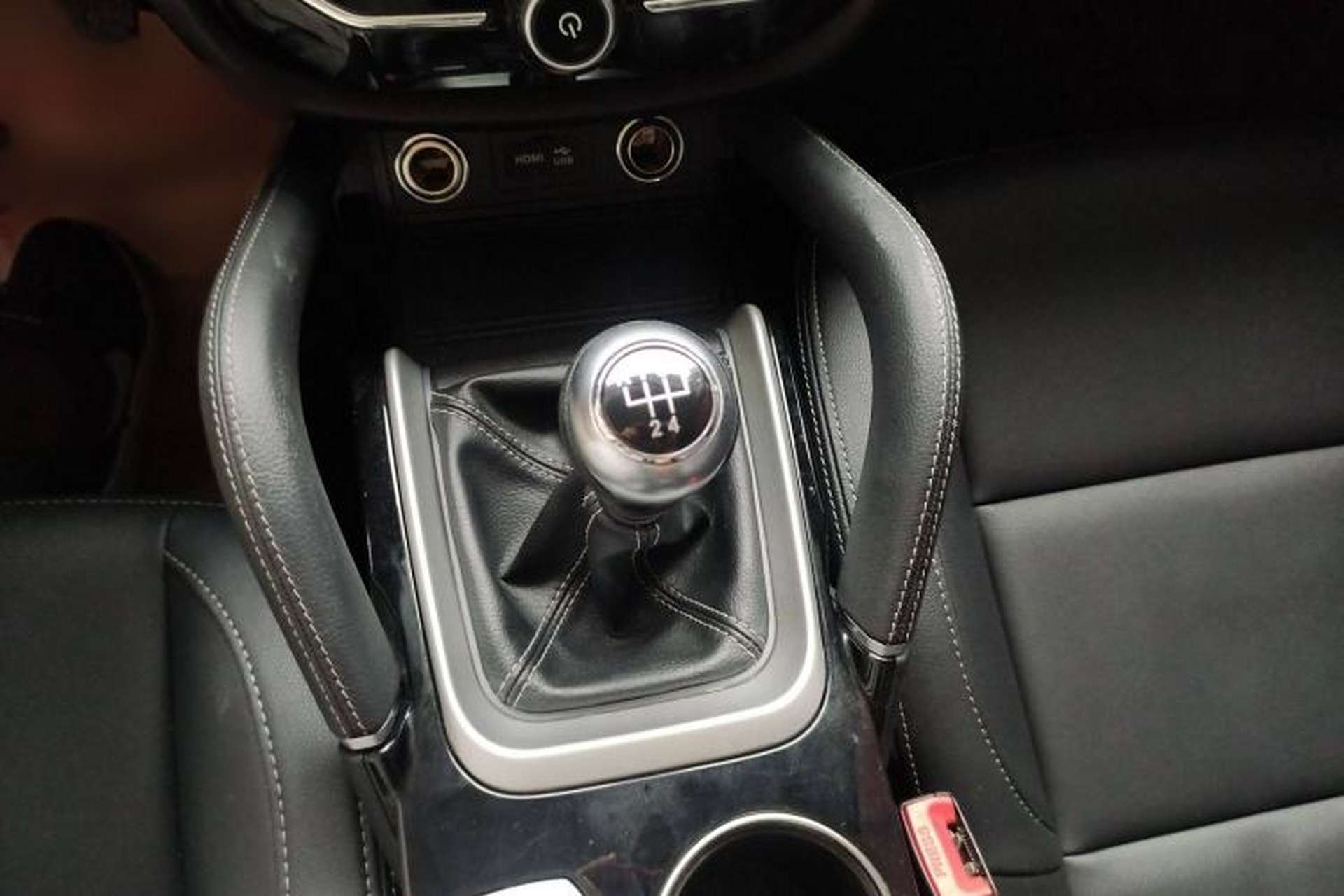 Used Zotye SR7 2016 1.5T Manual Cube Dream Edition China V Standard Gear Lever