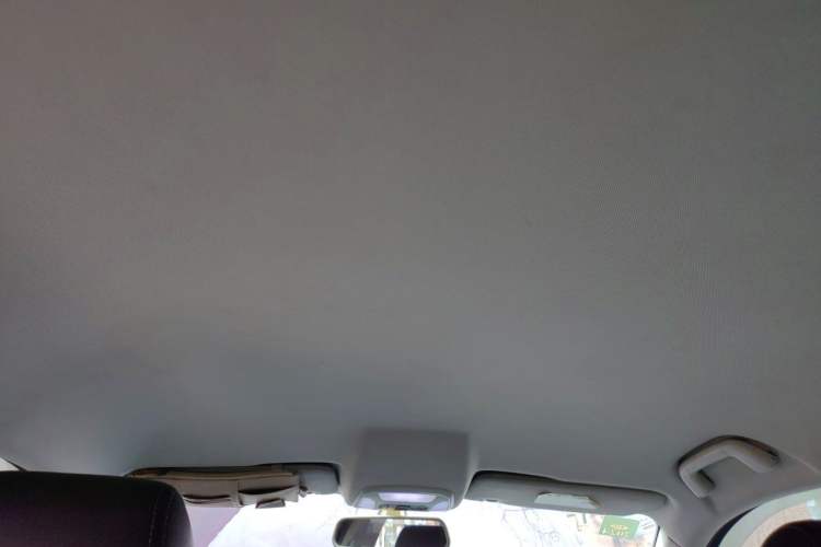 Used Zotye SR7 2016 1.5T CVT Cube Road Edition China V Standard Headliner