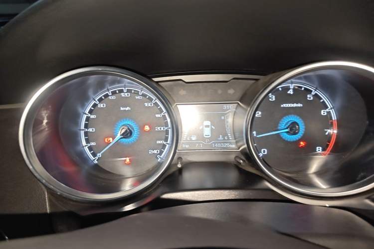 Used Zotye SR7 2016 1.5T CVT Cube Heart Edition China V Standard Instrument Cluster