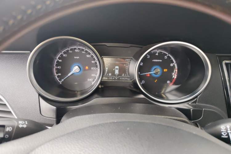 Used Zotye SR7 2016 1.5T CVT Cube Heart Edition China V Standard Instrument Cluster