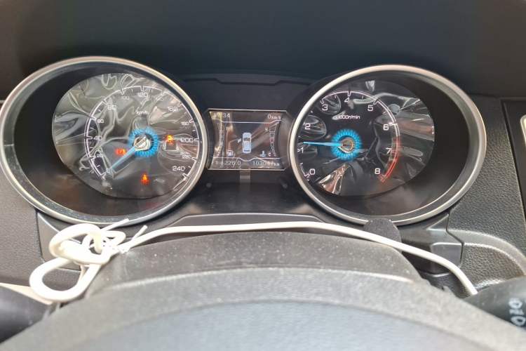 Used Zotye SR7 2016 1.5T Manual Cube Road Edition China V Standard Instrument Cluster