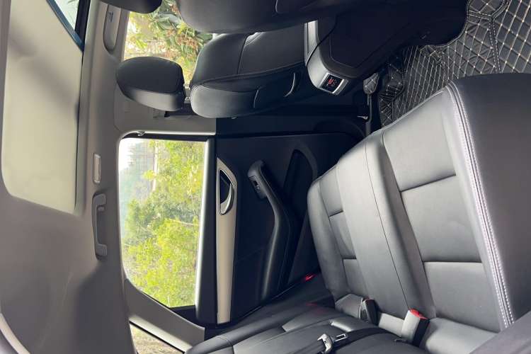 Used Zotye SR7 2016 1.5T Manual Cube Heart Edition China IV Standard Interior 5