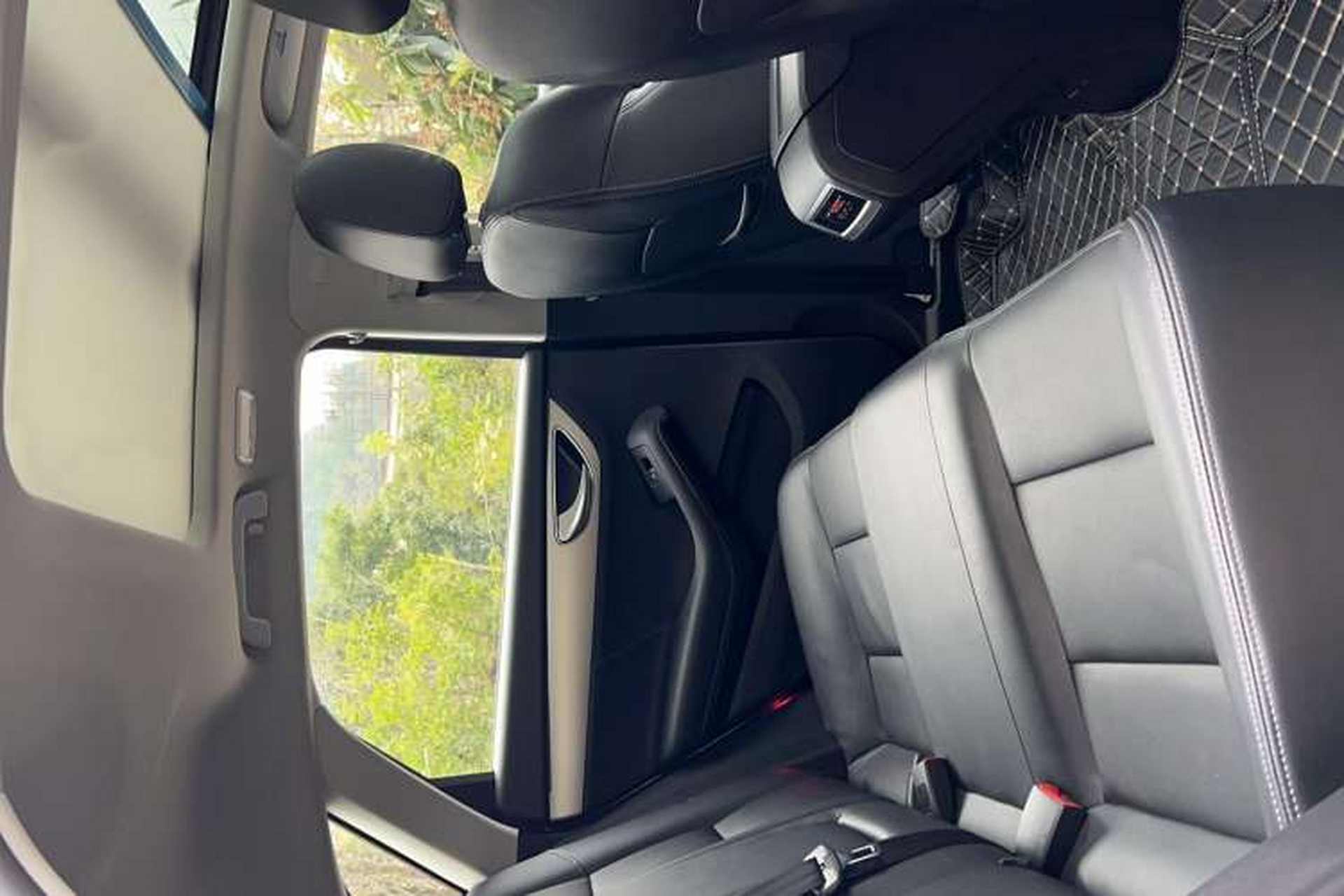 Used Zotye SR7 2016 1.5T Manual Cube Heart Edition China IV Standard Interior 5