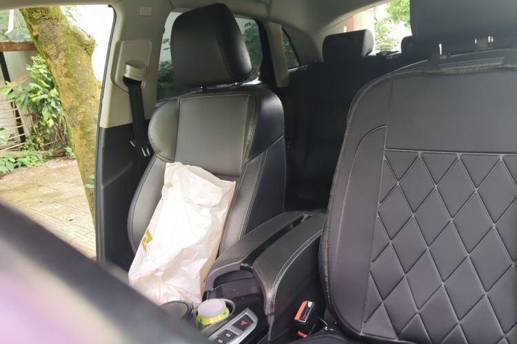 Used Zotye SR7 2016 1.5T Manual Cube Road Edition China V Standard Left Front Seat