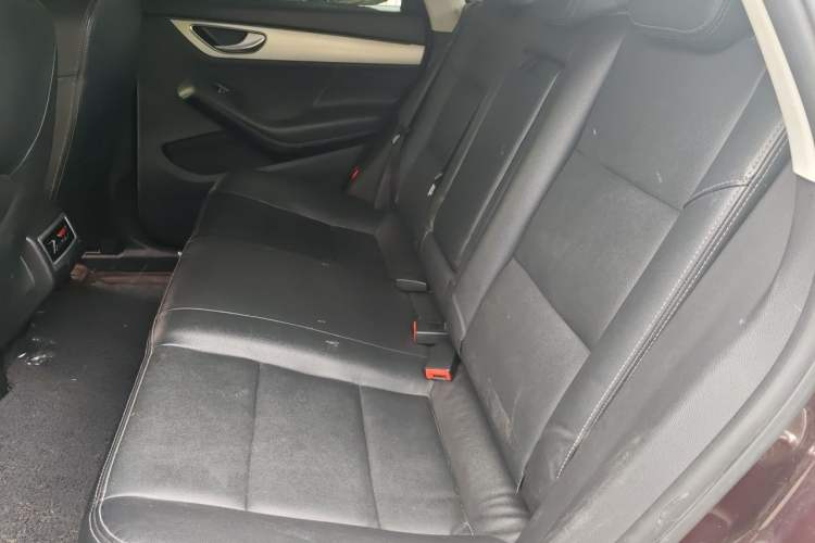 Used Zotye SR7 2016 1.5T Manual Cube Road Edition China V Standard Left Rear Seat
