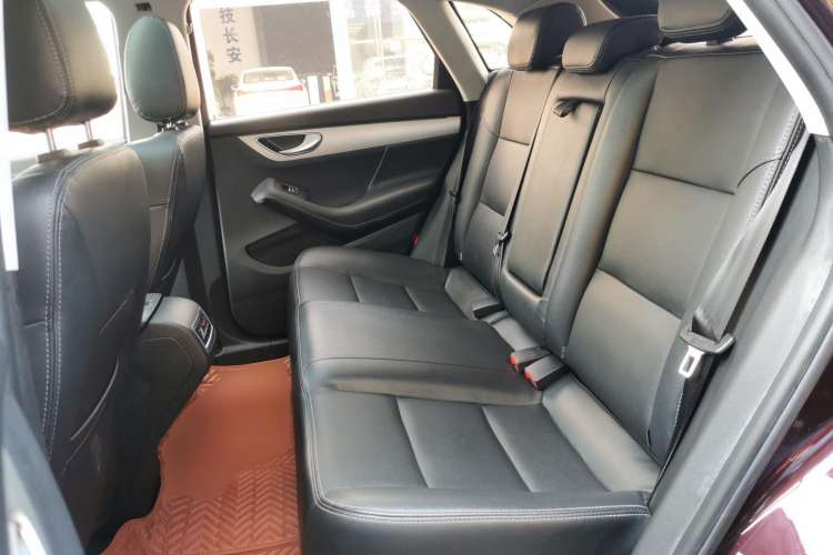 Used Zotye SR7 2016 1.5T CVT Cube Heart Edition China V Standard Left Rear Seat