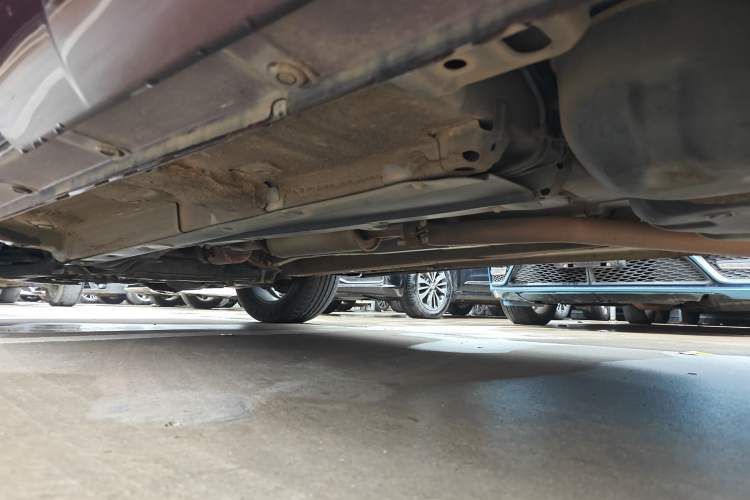 Used Zotye SR7 2016 1.5T CVT Cube Heart Edition China V Standard Left Side Sill