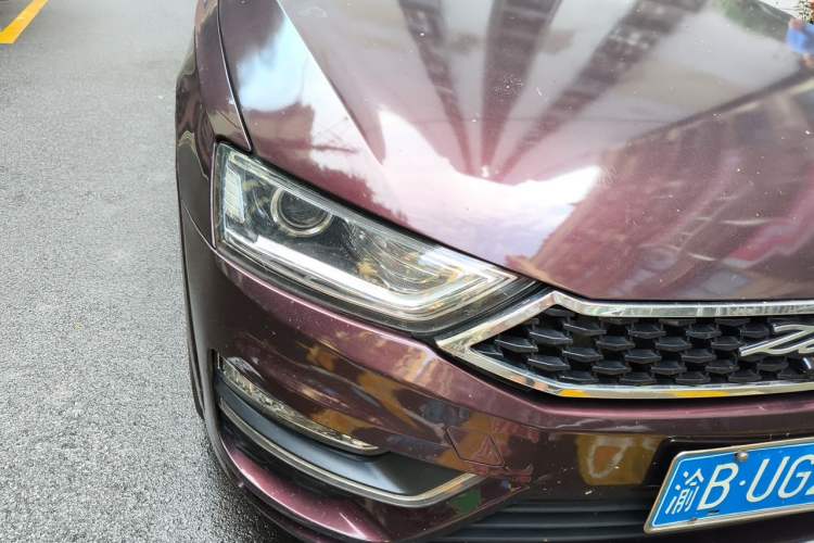 Used Zotye SR7 2016 1.5T CVT Cube Heart Edition China IV Standard Right Front Headlight
