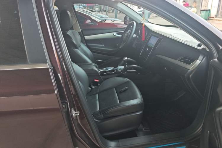 Used Zotye SR7 2016 1.5T Manual Cube Road Edition China V Standard Right Front Seat