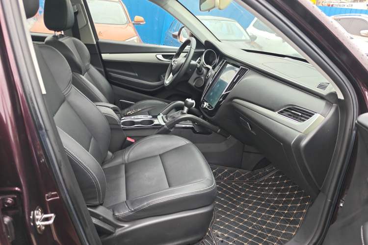 Used Zotye SR7 2016 1.5T CVT Cube Heart Edition China V Standard Right Front Seat