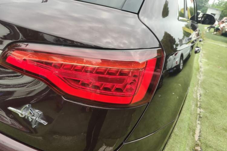 Used Zotye SR7 2016 1.5T Manual Cube Road Edition China V Standard Right Rear Taillight