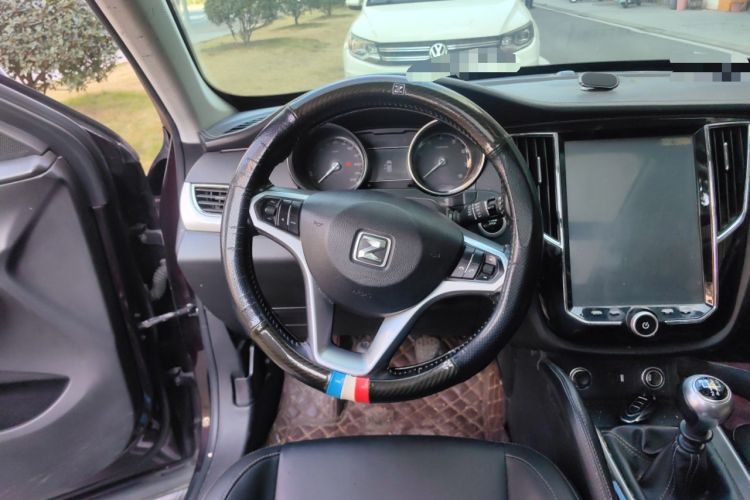 Used Zotye SR7 2016 1.5T Manual Cube Heart Edition China IV Standard Steering Wheel