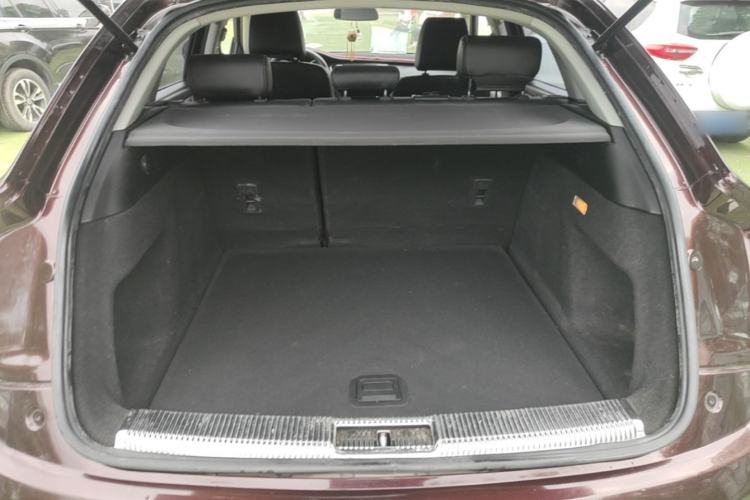 Used Zotye SR7 2016 1.5T Manual Cube Road Edition China V Standard Trunk