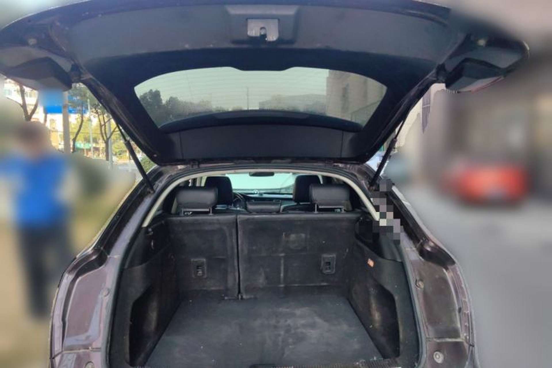 Used Zotye SR7 2016 1.5T Manual Cube Heart Edition China IV Standard Trunk