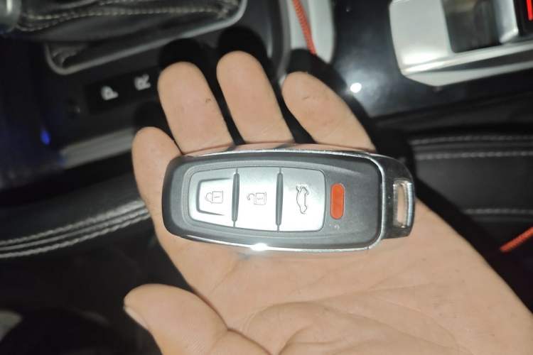 Used Zotye SR7 2016 1.5T CVT Cube Heart Edition China V Standard Vehicle Key