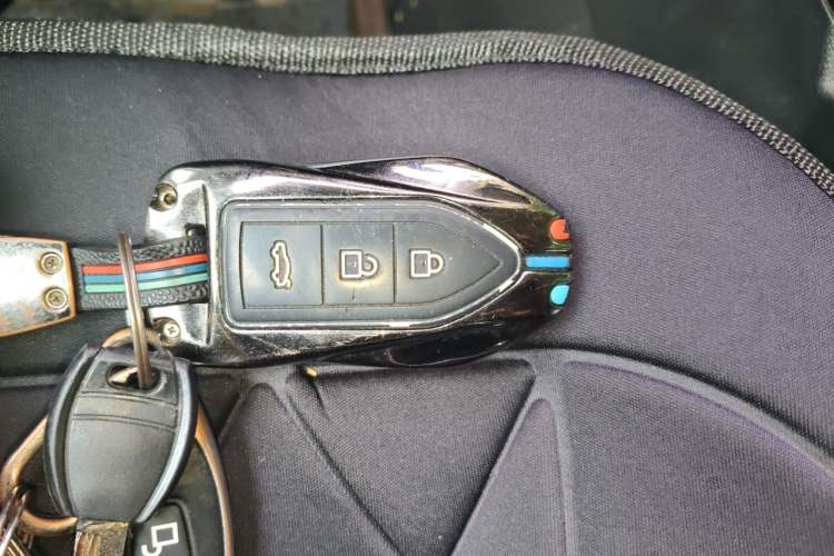 Used Zotye SR7 2016 1.5T Manual Cube Road Edition China V Standard Vehicle Key