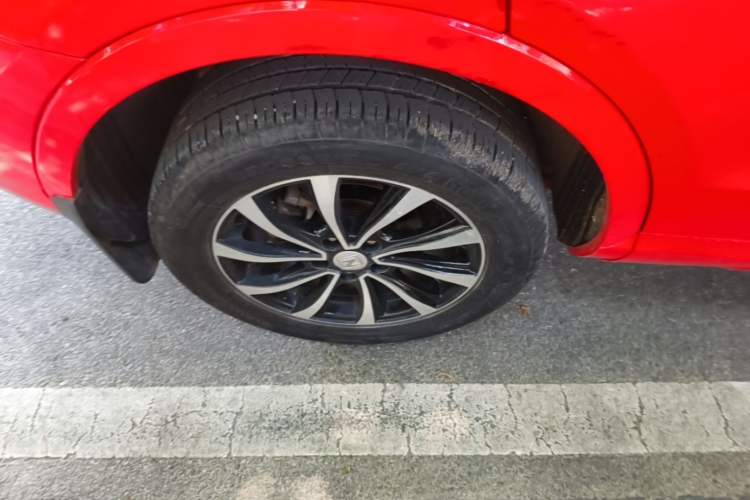 Used Zotye SR7 2016 1.5T Manual Cube Heart Edition China IV Standard Exterior 5