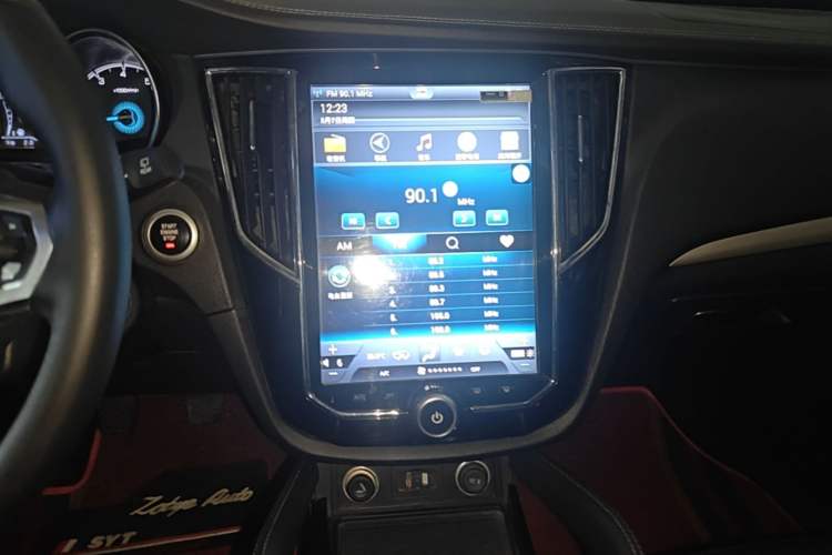 Used Zotye SR7 2016 1.5T Manual Cube Heart Edition China V Standard Audio And AC Panel
