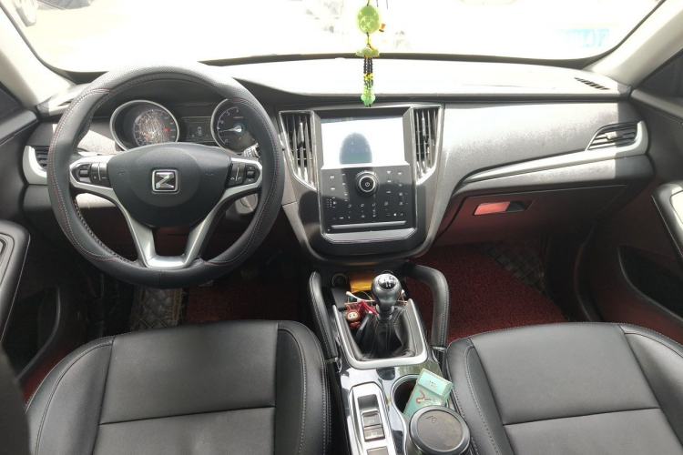 Used Zotye SR7 2016 1.5T Manual Cube Road Edition China V Standard Center Console