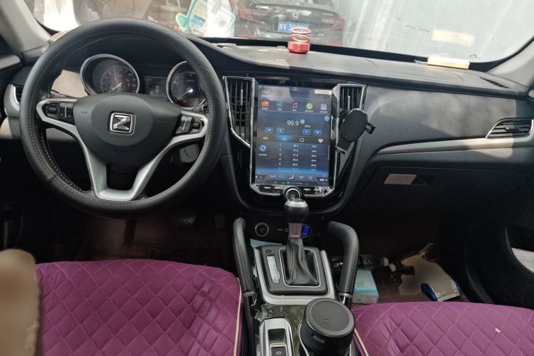 Used Zotye SR7 2016 1.5T CVT Cube Heart Edition China IV Standard Center Console