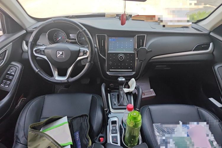 Used Zotye SR7 2016 1.5T CVT Cube Road Edition China IV Standard Center Console