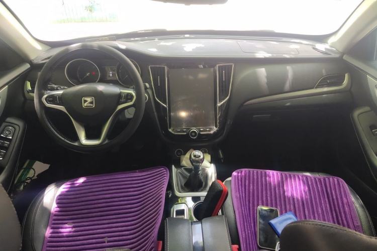 Used Zotye SR7 2016 1.5T Manual Cube Heart Edition China V Standard Center Console