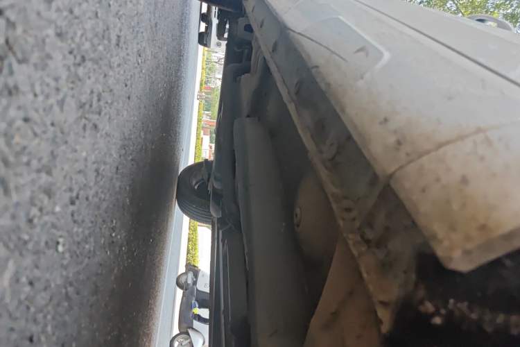 Used Zotye SR7 2016 1.5T CVT Cube Road Edition China IV Standard Chassis Front Right